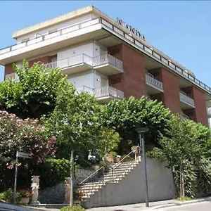 3* Hotel Nanda
